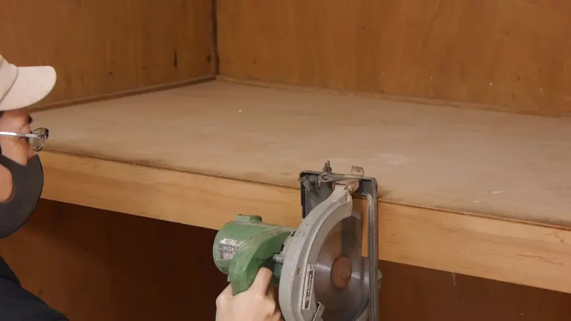 【押入れDIY】中段の棚の取り外し方法。素人の奮闘まとめ。築42年戸建てのセルフリノベーション